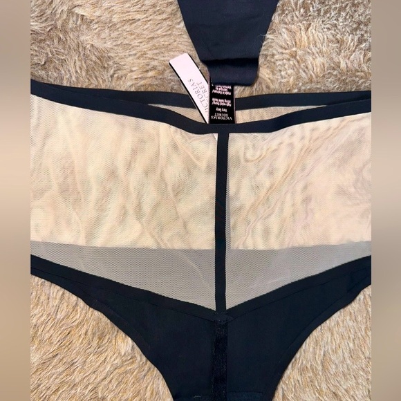 VS High-Waisted Seamless Panties - Picture 4 of 4